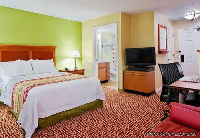 Towneplace Suites Knoxville Cedar Bluff Екстериор снимка